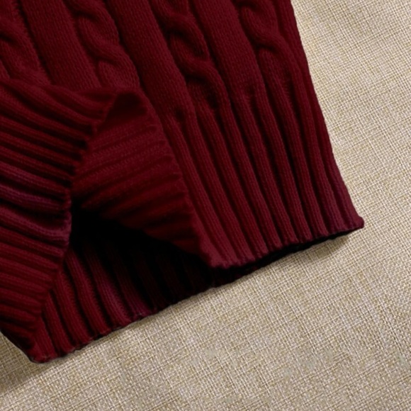 Small (4) NWT Maroon Red colored Cable Knit Cropped Cami Tank top - Picture 4 of 4